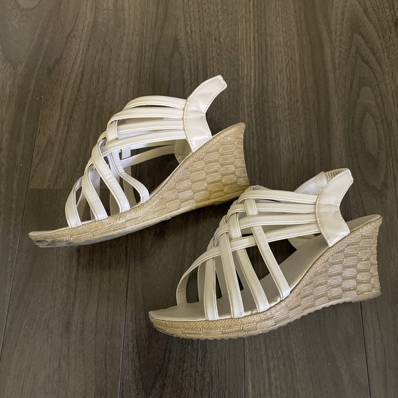 NWOT. Wedges Shoes - Picture 5 of 8